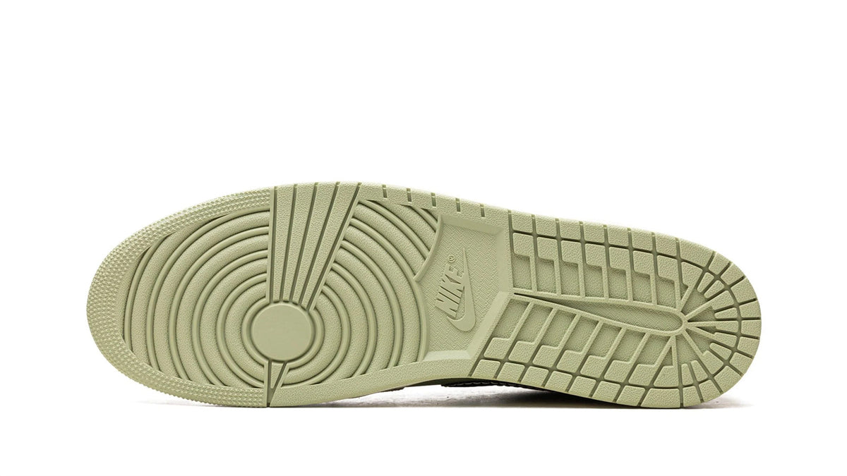 Air Jordan 1 Low SE Craft Light Olive - Artisan-Inspired Sneaker with Premium Materials